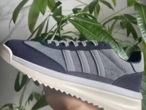 Adidas SL 72