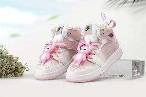 Nike Air Jordan 1 Children’s shoes