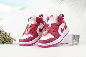 Nike Air Jordan 1 Children’s shoes