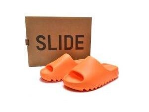 Adidas Yeezy Slide（Size too small, recommended size+1）
