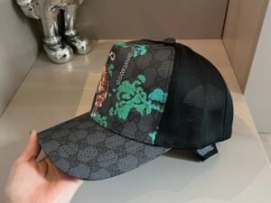 GUCCI CAP 27