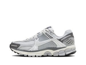 Air Zoom Vomero 5