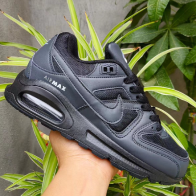 Nike Air Max Command