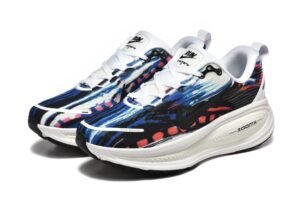 Nike Vomero V18