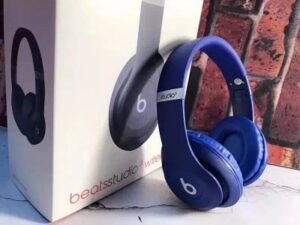 AirPods Max (USB-C) 14