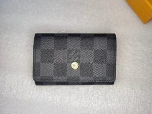 Louis Vuitton Luxury Wallet 18