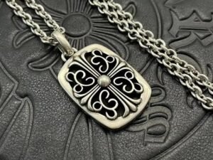Women’s Necklace 13